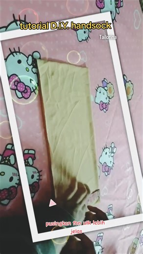 DIY Handsock Tutorial by Tailorina