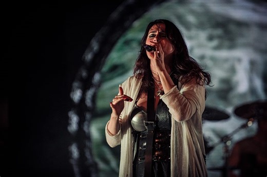 Within Temptation Team Up With Jerry Heil For Collaborative New Single “Sing Like A Siren” -