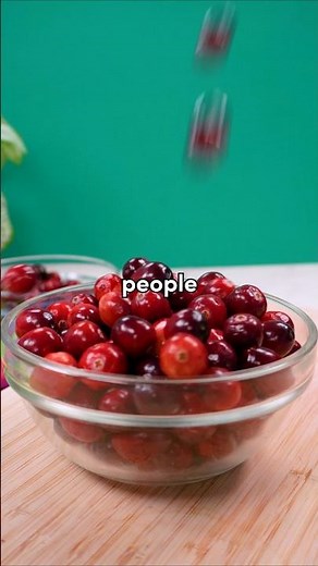 I covered CANDIED CRANBERRIES in orange juice tanghulu!?