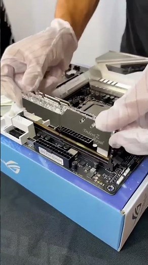 i9 12900K ⧸ RTX 4090 Pyramid Gaming PC Build #pcbuild