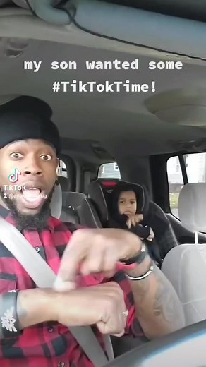 Our Firat Ever Viral Video on The Tok! #DaddySonDay #PlugYourHoles Plugyourholes.com #AyoKasDaPlug | Kevin Kasper Glasper