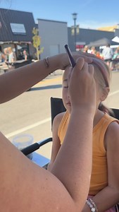 Fall is the season for face painters — and if you’ve been waiting for a sign to start, this is it. 🍂 Pumpkin patches, school carnivals, Halloween events… they’re all happening right now. And guess what? Every single one of them needs a face painter. If you’ve ever thought, “That looks so fun, I wish I could do that”… you absolutely can — even if you’ve never picked up a brush before. 👉 My 10 Step-by-Step Designs eBook walks you through easy, crowd-favorite designs that actually book events (an