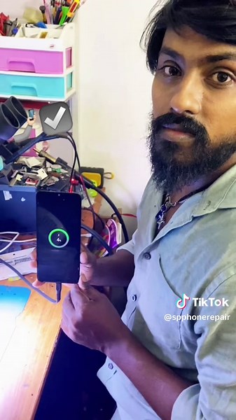 Expert Mobile Phone Charging Repair Services