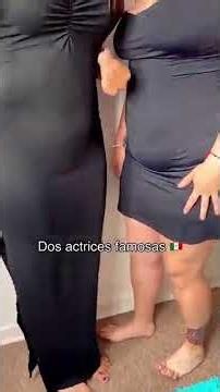 Lesbians kissing #shorts 5