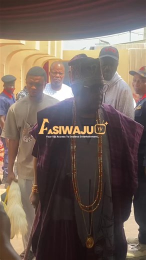 Happy Birthday to: HRM Oba Abdul-Rasaq Adesina Adenugba 🎉 🥂 Okokodana Meji II, EKUN Erigba Ebumawe of Ago-Iwoye May this New Year bring forth your Heart Desires ALAYELUWA Happy 70th Birthday Sir!!! (Igba Odun, Odun kan ni o) 📍 Aafin Ebumawe Ago-Iwoye Ogun State Cc: @princeadenugba @officialellamo @adedeji.adenugba @skanye_ | AsiwajuTv