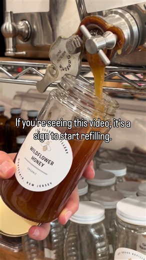 If you’re not refilling already, here’s your sign! Start somewhere small — whether it’s our organic honey, spices, grains, or everyday soaps and detergents. BYO containers to be weighed in store, or grab one here to get started. Once you make the change, you’ll wonder why you didn’t sooner 💚🌎 . . #drygoodsrefillery #plasticfree #shopsmall#sustainability #sustainableliving