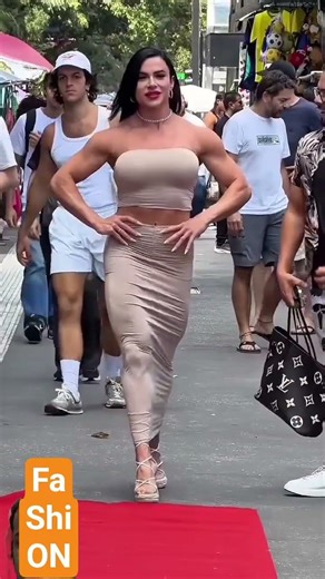 fashion prank on girl bodybuilder ! #fashonmodel #short #model #hot #baby #reels #viral #bodybuild