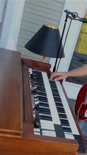 84 reactions · 10 comments | Pure music magic #guitarsolo #livemusic #onemanband | The Chris Eger Band | Facebook