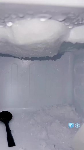 How to Scrape Ice from Your Freezer