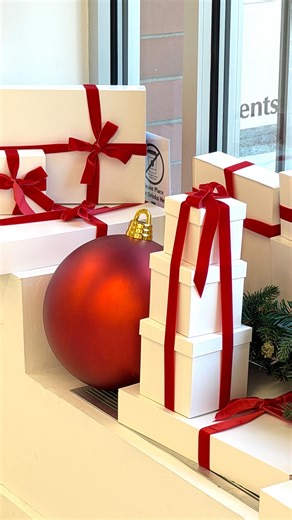 H ART | K-Beauty Shop in Manhattan on Instagram: "Guess what’s back? 👋 H ART WEEK! The last big sale of 2025 starts this Friday! 💗"