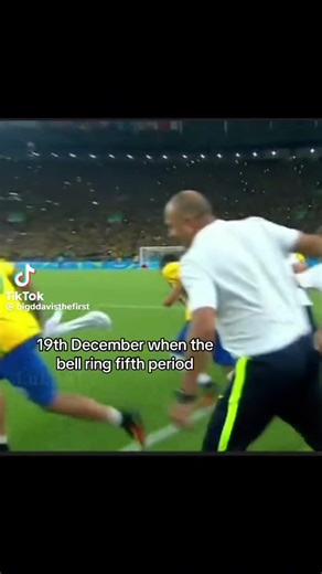 Michael Booth (@michael.booth00)’s videos with original sound - Michael Booth