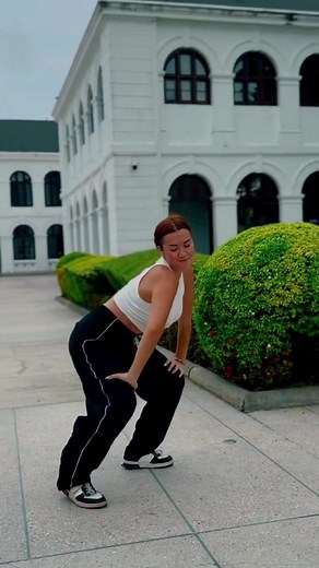 Dawn of a new era of transformation, as the capital city of Colombo develops to become the wonder city of Asia. Today, as Arcade - Independence Square is unveiled, an iconic landmark is added to Sri Lanka’s spectacular landscape. We proudly welcome this phenomenon as a new beginning. A beacon of hope for new Sri Lanka. #шриланка #шри_ланка #srilanka #Хиккадува #Галле #Мирисса #Бентота #Тринкомали #Коломбо #Негомбо #русскиетуристы #россия #шриланка2023 #шриланка #srilanka #шриланкаэкскурсии #гидв