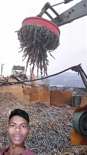 Magnetic Machine vs. Liquid Metal!