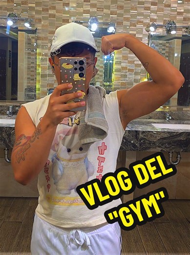 Significa mucho para mí poder grabar estos vídeos 🥹👉🏾👈🏾 #drag #lgbt #cosplay #gym #smartfit