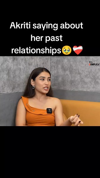 Akriti Reflects on Past Relationships in Splitsvilla 15