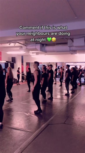 Hilarious Neighbors Dance-off Caught on Video