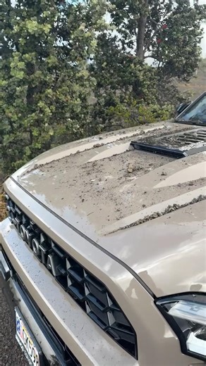 Does insurance cover Volcanoes?! 😳😳 #toyota #trdpro #4runner #volcano #hawaii