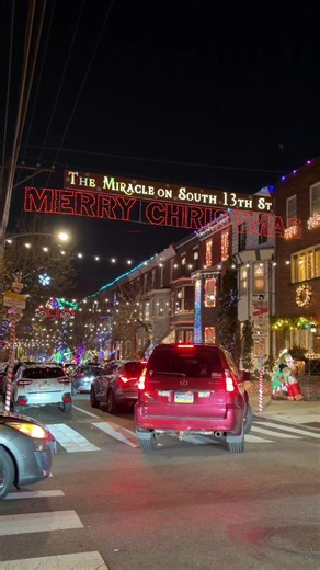 South Philly brings the sparkle. ✨🎄 The Miracle on South 13th Street lights up the 1600 block of South 13th Street with hundreds of thousands of lights, as neighbors come together each holiday season to create a can’t-miss display. Stroll the block and soak in the magic before the New Year. #discoverPHL