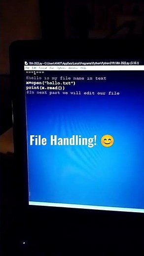 How to open a FILE in Python? 🤔 #python #shorts