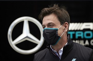 Racing Point F1 team is a "race winning contender" in 2020, says Mercedes boss Wolff