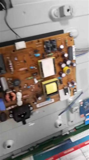 Comment réparer le rétroéclairage d'une télévision