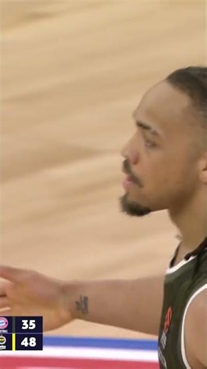 Carsen Edwards hits from way downtown