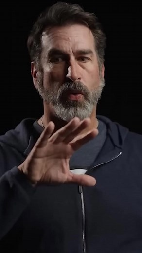 How Actor Rob Riggle Gained Confidence in the Marine Corps