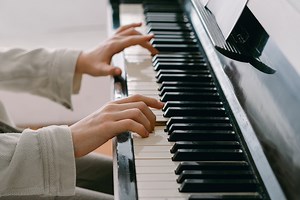 ✅ Ejercicios de técnica para piano - Piano, luego existo