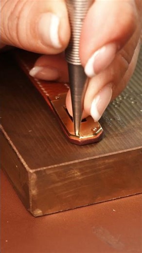 Using hand to forge the hardware, it took me somuch effort, but this is just satifying!