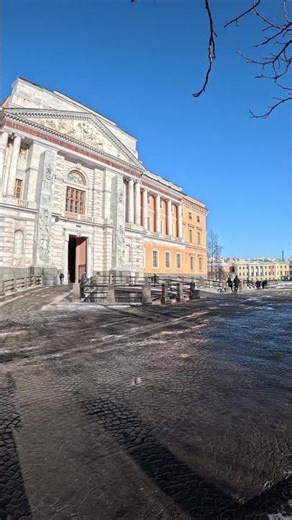 Video Panorama of Southern Facade of Saint Michael's Castle February 2025 #travel #explore #europe