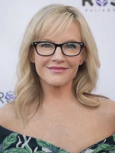 Rachael Harris Pictures