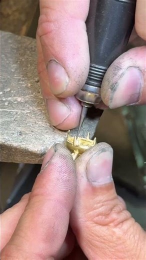 From curation to masterpiece: Featuring Old Mine cut diamond and pink Spinel gemstones