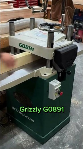 Silky Smooth Passes with the Grizzly G0891 Planer