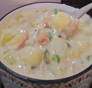 7.6K views · 42 reactions | Creamy Clam Chowder Ingredients: 1...