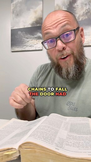 311K views · 10K reactions | The door is open! The chains are falling! #GodsWord #biblestudy #biblereading | Trent Tribe | Facebook