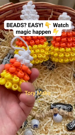 🧶 Ditch boring fidgets! This Sensory Candy Corn Tree crochet pattern is your ticket to: ✅ Tactile Bliss: Pony beads = INSTANT calming focus for ADHD/anxiety! ✅ 3 Sizes = 3 Superpowers: Keychain 🗝 | Desk buddy 🖥 | Halloween decor 🎃 ✅ Fast & Rewarding: Make one in under 1 hour! ⏳ ✅ Double Duty: Therapy tool AND festive decor. Win-win! 🏆 ✨ Pattern includes: Step-by-step photos 📸 Bead integration tutorial � All 3 sizes in ONE PDF! 👉 Link in comments👈 Make magic with your hook this season! 🧡
