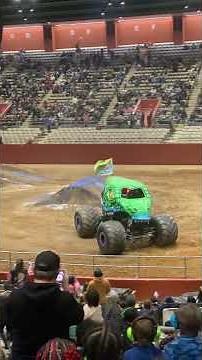 T-Rex winning Freestyle at Dallas, TX Monster Truck Wars #monsterjamworldfinals #monstertruckracing