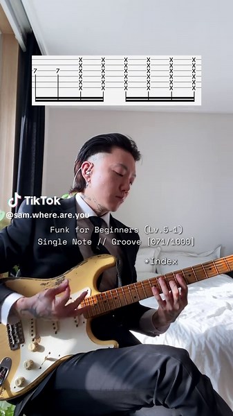 Funk for Beginners (Lv.5-1): Single Note | Groove [071/1000] Mastering the basics is how you build a pro-level groove. Don't just play on the grid. Sync your right hand with the drum track and learn to play inside the pocket. 👇 Want the exact Tabs & Backing Tracks for this lesson? Join the 1,000 Funk Grooves Challenge on my Patreon and instantly unlock today's Training Kit: 📄 Accurate PDF Tabs ⚙️ Interactive Guitar Pro files (.gp) 🥁 Custom Drum Loops to lock in your timing 👉 Hit the Link in