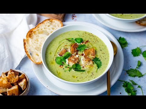 My homemade broccoli soup - a warming comforting lunch!