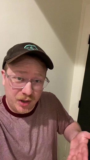 Tech-Enhanced Lyrics Experience: Daft Punk's Technologic