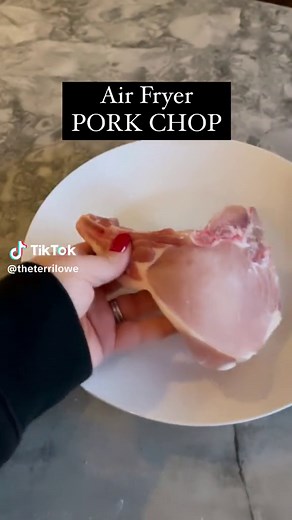 Air Fryer Pork Chops: BBQ Flavors, Mess-Free Cooking