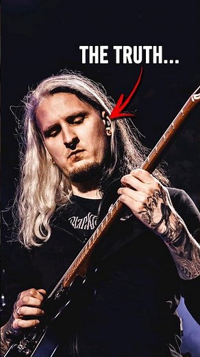 What people *think* musicians hear on stage VS what they *actually* hear