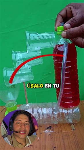 Homemade Water Pump! 💧 Learn how to create infinite pressure with recycled bottles and basic physics