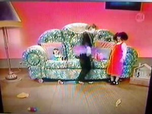 Big Comfy Couch - "Fancy Dancer" 10 Second Tidy with Mildly High Version