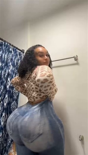 Goodmorning Baby👅 come talk to me ➡️ https://t.co/zaWYEM7Isr