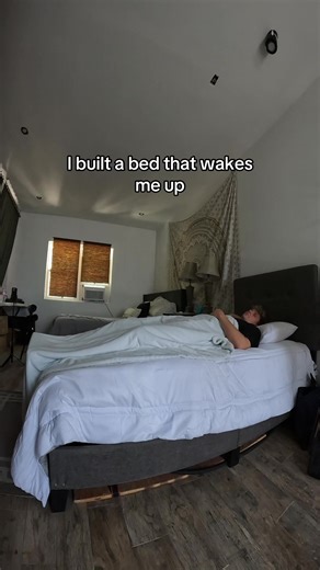 Building a Pallet Bed for Comfortable Sleep