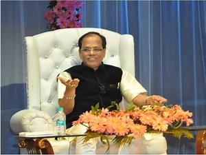 Famous Vastu expert Chandrashekhar Guruji killed in Karnatakas Hubballi