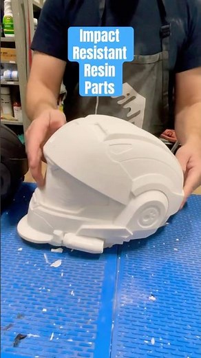 Halo Helmet 🪖 rotational #resincasting #diy #siliconemold #halo