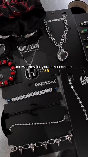 183K views · 1.7K reactions | accessories lineup is stacked  cur.lt/eajtyiaoo | Hot Topic | Facebook