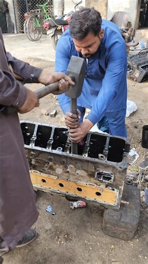 6 Cylinder Engine Sleeve Removing | Professional Diesel Engine Overhauling | Mechanic HD Work